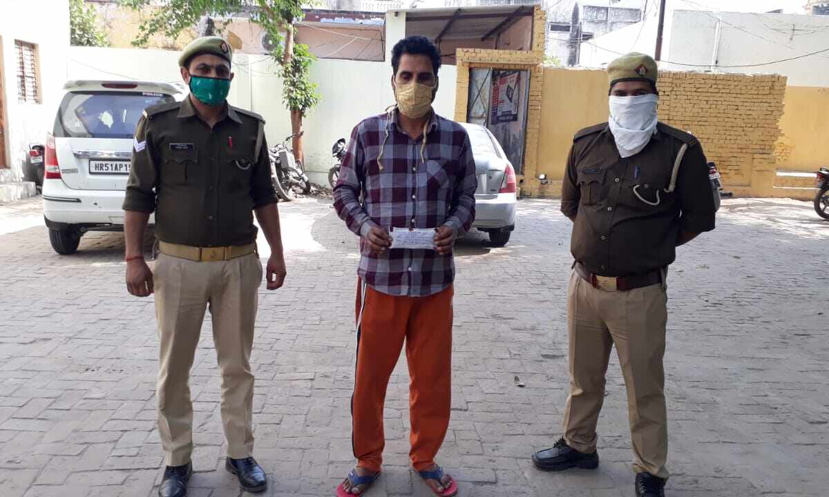पेट्रोल पंप लूट मामलाः हजारों रुपये बरामद