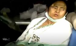 ममता बनर्जी चोटिल, ग्रीन काॅरिडोर से पहुंचेगी अस्पताल ममता बनर्जी चोटिल, ग्रीन काॅरिडोर से पहुंचेगी अस्पताल