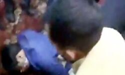 अखिलेश से आजम खां पर पूछा सवाल- कार्यकर्ताओं का हंगामा- पत्रकार घायल