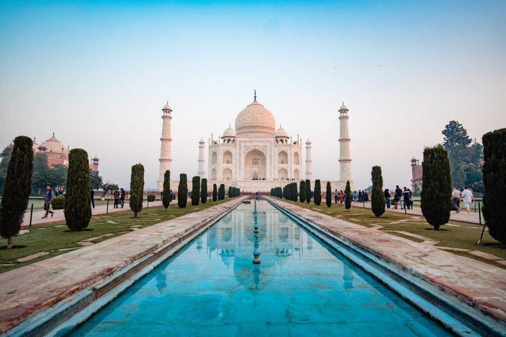 ताज महल का दीदार पड़ेगा अब महंगा- ADA ने लिया फैसला