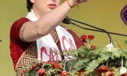 ट्वीटर पर बांटे नौकरी- युवा को किया दरकिनार- प्रियंका गांधी