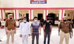 आबकारी टीम पर शराब तस्करों ने किया था हमला- तीन अरेस्ट