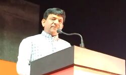 संघ के प्रचारकों के कारण देश में हिन्दुत्व खड़ा हुआ- मंत्री कपिलदेव संघ के प्रचारकों के कारण देश में हिन्दुत्व खड़ा हुआ- मंत्री कपिलदेव