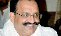 पंजाब के मंत्री पहुंचे लखनऊ- मुख्तार के करीबियों ने की अगवानी पंजाब के मंत्री पहुंचे लखनऊ- मुख्तार के करीबियों ने की अगवानी