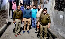 बिजली चोरों की धरपकड़ से मचा हड़कंप