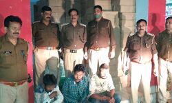 अवैध शराब का जखीरा बरामद, तीन अरेस्ट