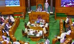 लोकसभा में पांच विधेयक पेश लोकसभा में पांच विधेयक पेश