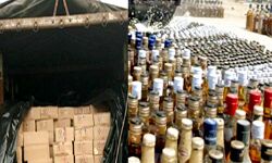 ट्रक में छिपाकर ले जा रहे थे अवैध शराब- कीमत 38 लाख ट्रक में छिपाकर ले जा रहे थे अवैध शराब- कीमत 38 लाख