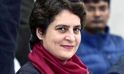 गुरूदेव टैगोर की मूल भावना पर हो रहा हमला- प्रियंका