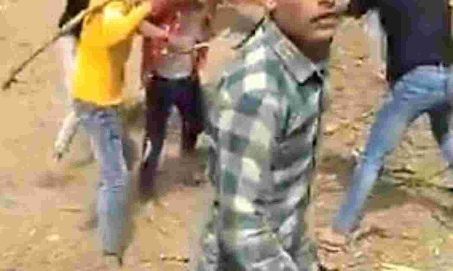 बेरहमी से की थी छात्र की पिटाई- वीडियो वायरल होने के बाद छह अरेस्ट