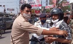 कानफोड़ू बाईक चलाई, तो नहीं होगी खैर- TSI का सख्त अंदाज कानफोड़ू बाईक चलाई, तो नहीं होगी खैर- TSI का सख्त अंदाज