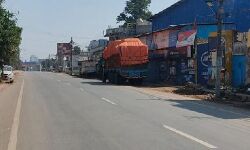 कोरोना का सितम- रात में कर्फ्यू-दिन में एक घंटा सड़कों पर सन्नाटा कोरोना का सितम- रात में कर्फ्यू-दिन में एक घंटा सड़कों पर सन्नाटा