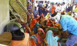 करंट लगने से दो मरे करंट लगने से दो मरे