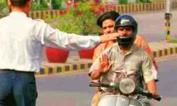 यातायात नियमों की अनदेखी करने वाले 614 लोगों का चालान यातायात नियमों की अनदेखी करने वाले 614 लोगों का चालान