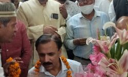 तीसरी बार सुन्नी सेंट्रल वक्फ बोर्ड के चेयरमैन बने जुफर फारूकी तीसरी बार सुन्नी सेंट्रल वक्फ बोर्ड के चेयरमैन बने जुफर फारूकी