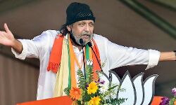 वोटर बने मिथुन चक्रवर्ती-इस सीट से लड़ सकते हैं चुनाव वोटर बने मिथुन चक्रवर्ती-इस सीट से लड़ सकते हैं चुनाव