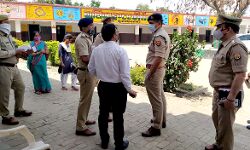 SSP ने किया पोलिंग बूथों का निरीक्षण-जांची सुरक्षा व्यवस्था