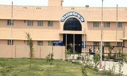 वीडियो की हुई जांच- एक निलंबित, दूसरे को कारण बताओ नोटिस