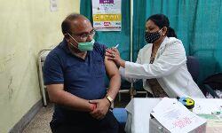 4386 का हुआ कोरोना वेक्सीनेशनः CMO