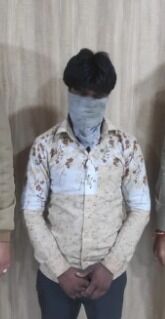 पत्नी पर था शक- लिया तांबे का तार- सिल दिया गर्भवती का प्राइवेट पार्ट पत्नी पर था शक- लिया तांबे का तार- सिल दिया गर्भवती का प्राइवेट पार्ट