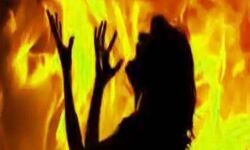 बुरी नियत से पकड़ा- मनमानी के विरोध पर जिंदा जलाया- पीड़िता की मौत बुरी नियत से पकड़ा- मनमानी के विरोध पर जिंदा जलाया- पीड़िता की मौत