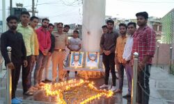 बनाया अखंड भारत का नक्शा-मनाया शहीद दिवस