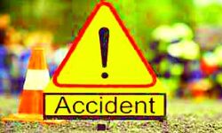 दुर्घटना: जिप्सी पलटने से आग लगने पर तीन सैनिकों की मौत, पांच घायल दुर्घटना: जिप्सी पलटने से आग लगने पर तीन सैनिकों की मौत, पांच घायल