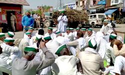 भारत बंद-हाईवे जाम- सड़कों पर किसानों का कब्जा भारत बंद-हाईवे जाम- सड़कों पर किसानों का कब्जा