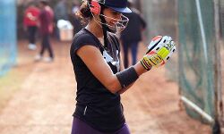 शाबाश मिट्ठू के लिये कड़ी मेहनत कर रही है- तापसी पन्नू शाबाश मिट्ठू के लिये कड़ी मेहनत कर रही है- तापसी पन्नू