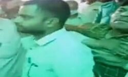 लेखपालों से भिड़े सपाई- महिलाओं समेत कई हिरासत में लेखपालों से भिड़े सपाई- महिलाओं समेत कई हिरासत में