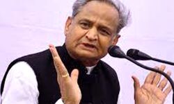 BJP गुमराह एवं धनबल से चाहती है चुनाव जीतना-गहलोत BJP गुमराह एवं धनबल से चाहती है चुनाव जीतना-गहलोत