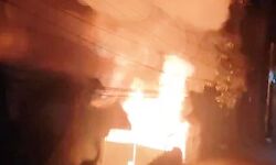 भून रहे थे भुटटा- उड़ी चिंगारी- जिंदा जल गए 6 मासूम- मचा हाहाकार भून रहे थे भुटटा- उड़ी चिंगारी- जिंदा जल गए 6 मासूम- मचा हाहाकार