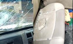 पूर्व क्रिकेटर एवं भाजपा उम्मीदवार पर हमला-आई चोटें-कार क्षतिग्रस्त