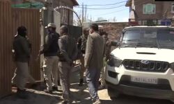 आतंकवादियों के हमले में BJP नेता के गार्ड की मौत