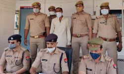 बड़ी कार्रवाई- मुजफ्फरनगर के बुढ़ाना इलाके से असलहा फैक्ट्री का पर्दाफाश, हथियार बरामद बड़ी कार्रवाई- मुजफ्फरनगर के बुढ़ाना इलाके से असलहा फैक्ट्री का पर्दाफाश, हथियार बरामद