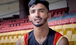 RCB- बाएं हाथ के युवा बल्लेबाज कोरोना से संक्रमित RCB- बाएं हाथ के युवा बल्लेबाज कोरोना से संक्रमित