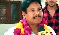 जल निकासी का सपना- मुस्तकीम ने भरा नामांकन