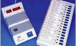 EVM को लेकर लापरवाही EVM को लेकर लापरवाही