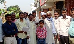 राजेश सिंह ने सिहाली नारायन से प्रधान पद के लिए किया नामांकन राजेश सिंह ने सिहाली नारायन से प्रधान पद के लिए किया नामांकन