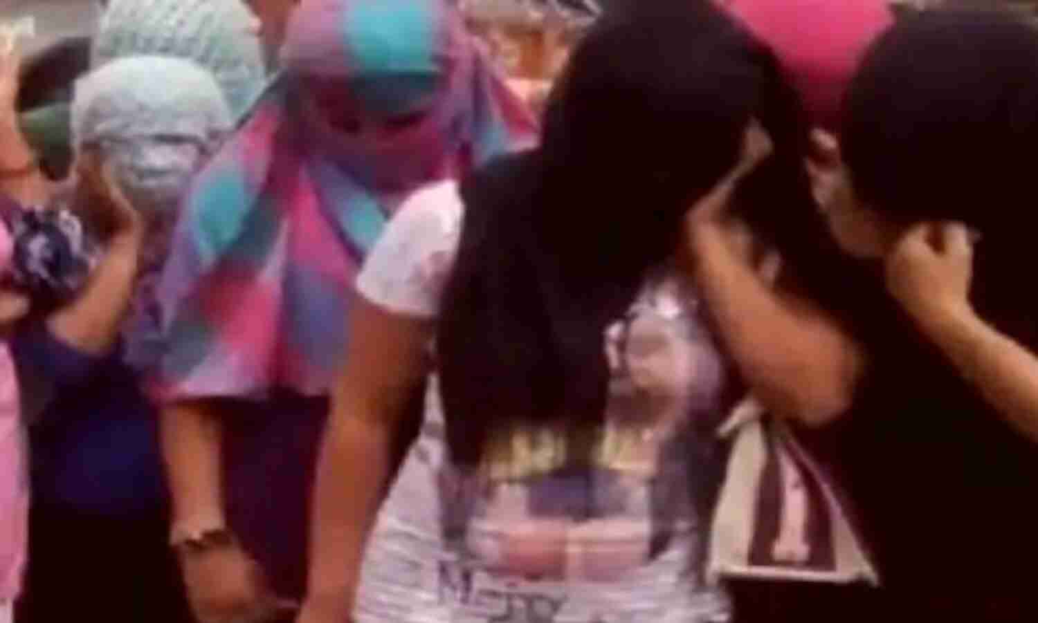 रेस्टोरेंट की आड़ में चलता मिला डांस बार, 4 लड़कियों समेत पांच गिरफ्तार