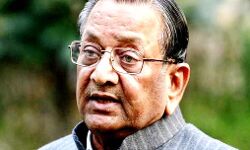 कोरोना से पूर्व सांसद का निधन