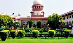 सुप्रीम कोर्ट पर कोरोना की मार-अब घर से ही चलेगी अदालत