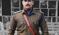 दिखाया रूआब-जिला पंचायत प्रत्याशी पुत्र समेत चार गिरफ्तार दिखाया रूआब-जिला पंचायत प्रत्याशी पुत्र समेत चार गिरफ्तार