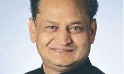 प्रधानमंत्री को अब रैलियां एवं रोड शो बंद करना चाहिए प्रधानमंत्री को अब रैलियां एवं रोड शो बंद करना चाहिए