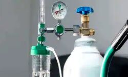 अस्पताल में ऑक्सीजन की कमी से मरीजों की हालत बिगड़ी