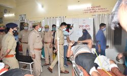 पुलिस का इकबाल बुलंद- एक लाख का इनामी साथी समेत गिरफ्तार पुलिस का इकबाल बुलंद- एक लाख का इनामी साथी समेत गिरफ्तार