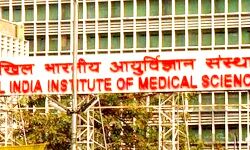 गहराया ऑक्सीजन संकट-एम्स की इमरजेंसी में भर्ती बंद-मरीजों की छुट्टी गहराया ऑक्सीजन संकट-एम्स की इमरजेंसी में भर्ती बंद-मरीजों की छुट्टी