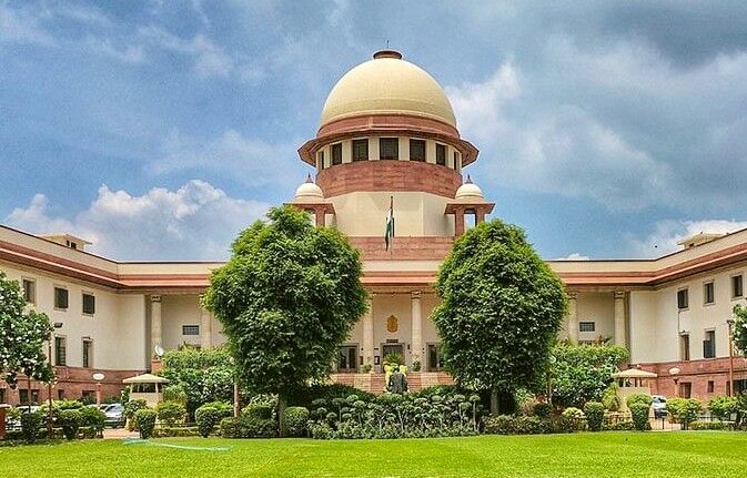 वैक्सीन के दामों को लेकर SC खफा- केंद्र से मांगा नेशनल प्लान