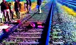 संक्रमित अभियंता ने ट्रेन के आगे कूदकर दी जान संक्रमित अभियंता ने ट्रेन के आगे कूदकर दी जान