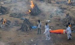 कोरोना टेस्ट, दवा और बेड के बाद अंतिम संस्कार में भी सिफारिश हुई जरूरी